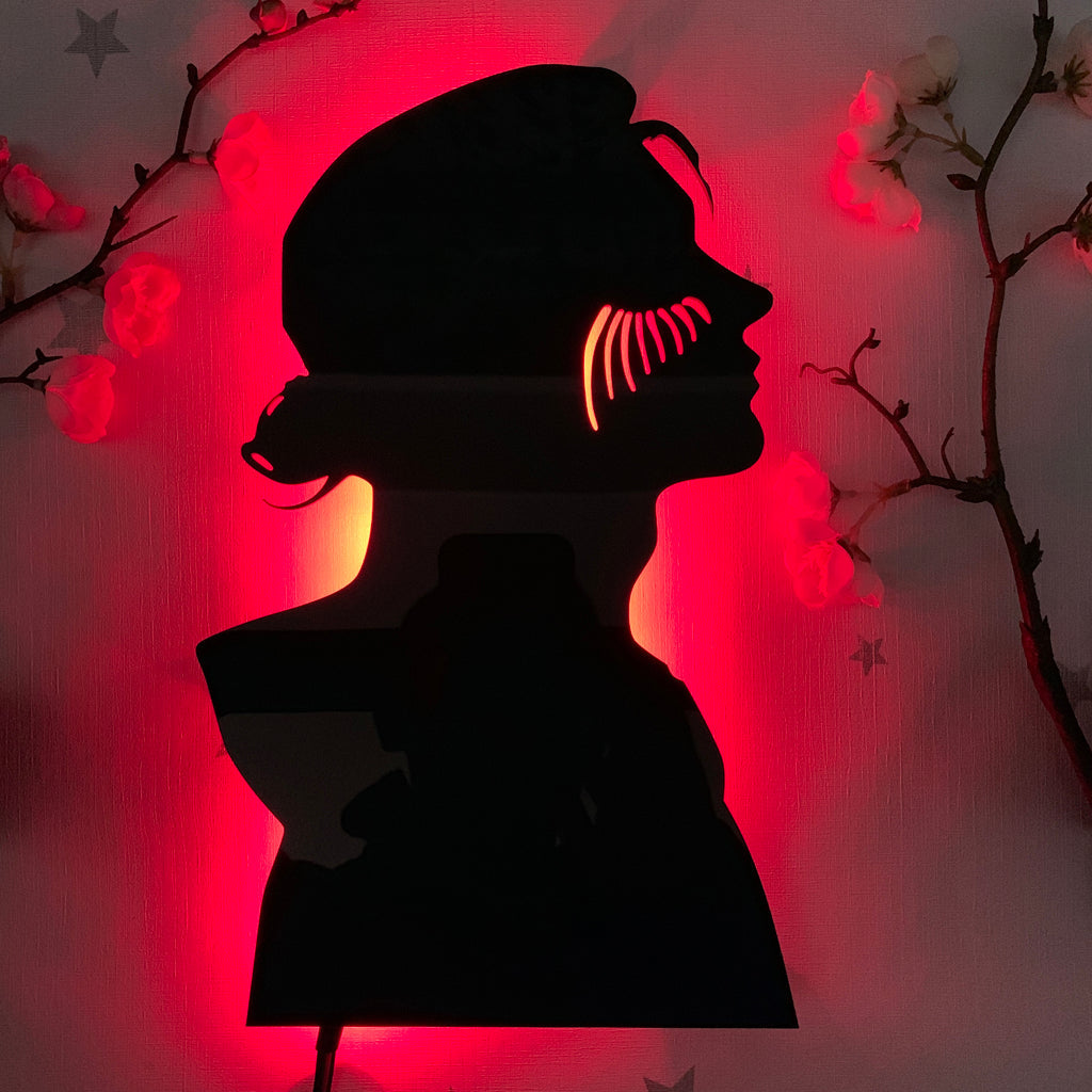Eren Yeager - Silhouette Light